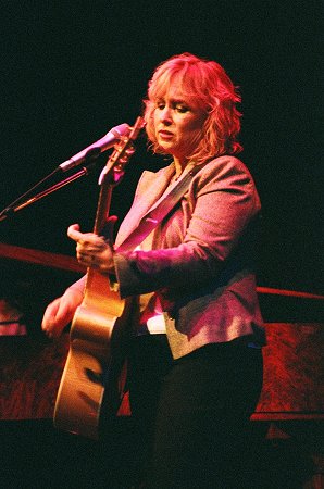 Gretchen Peters