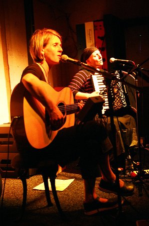 Karine Polwart and Inge Thompson