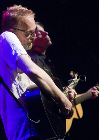 Brooks Williams  and Boo Hewerdine 