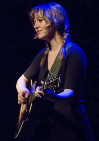 Ana&iuml;s Mitchell