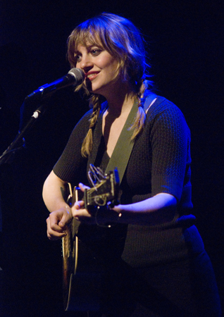 Ana&iuml;s Mitchell
